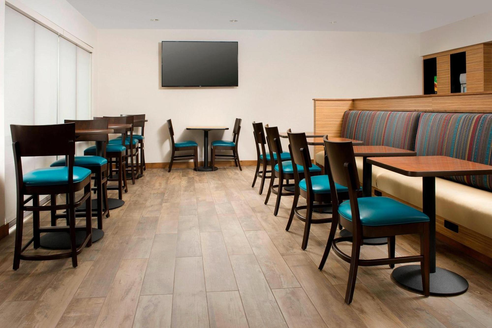 Towneplace Suites By Marriott Alexandria Fort Belvoir Mount Vernon Exterior photo
